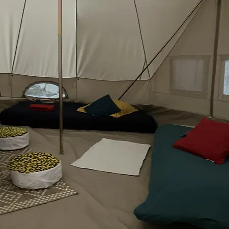 Tente Tipi En Plein Coeur D'Une Foret Luxury tent