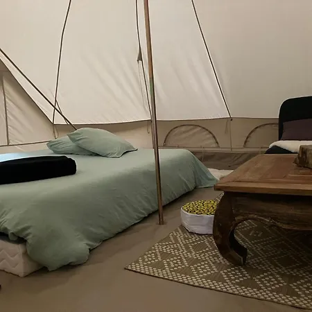 Grande Tente Tipi En Pleine Foret Luxury tent *